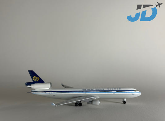 MANDARIN AIRLINES BOEING MCDONNELL DOUGLAS MD-11