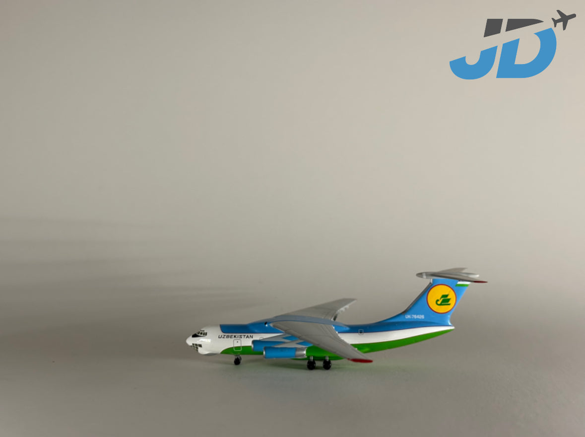 Uzbekistan Airways Ilyushin IL-76