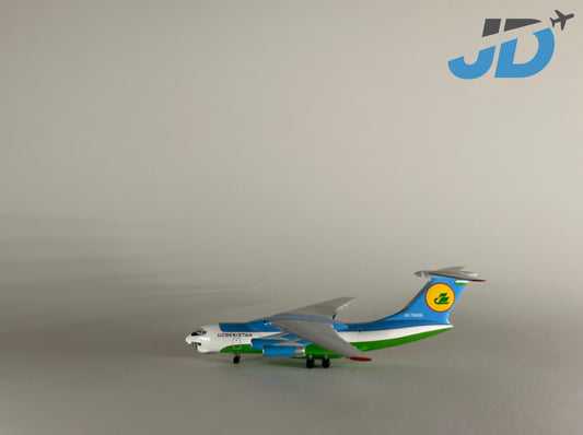 Uzbekistan Airways Ilyushin IL-76