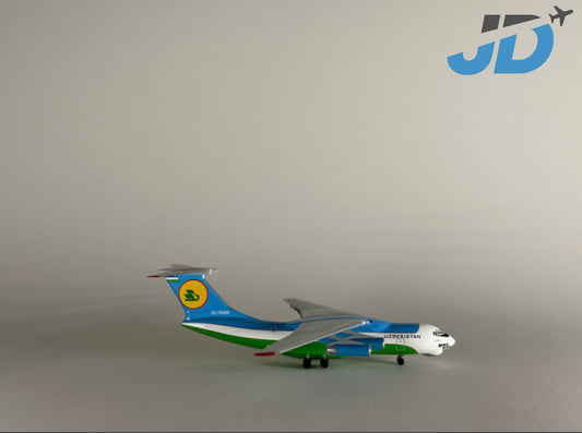 Uzbekistan Airways Ilyushin IL-76