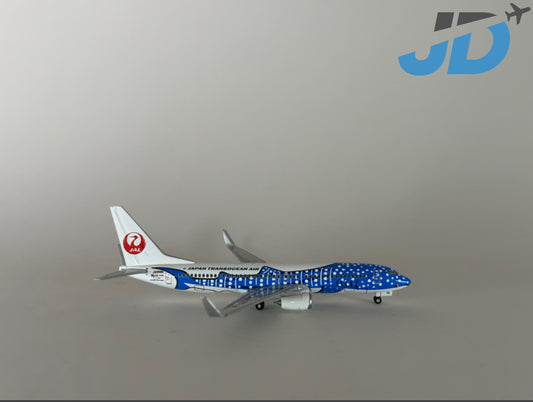 JAL Boeing 737-800 (JA05RK)