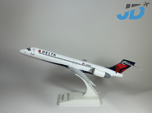 Delta Boeing 717 (N989AT)