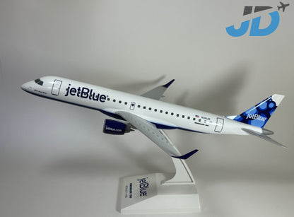 JetBlue Embraer 190 (N3I8JB)