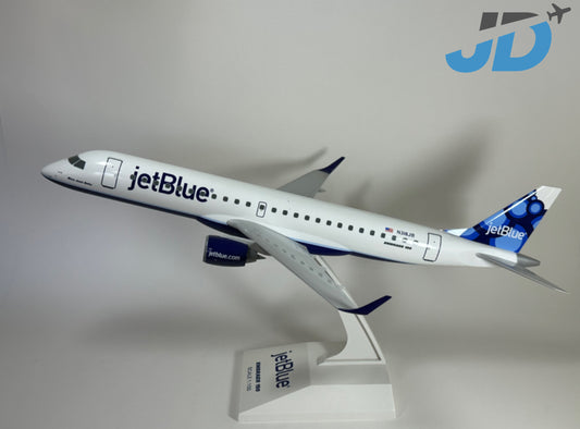 JetBlue Embraer 190 (N3I8JB)